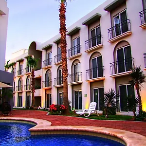 Seven Crown Express & By Kavia 3* Cabo San Lucas